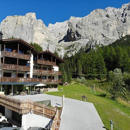 Hotel Wolf Selva di Val Gardena Exterior photo